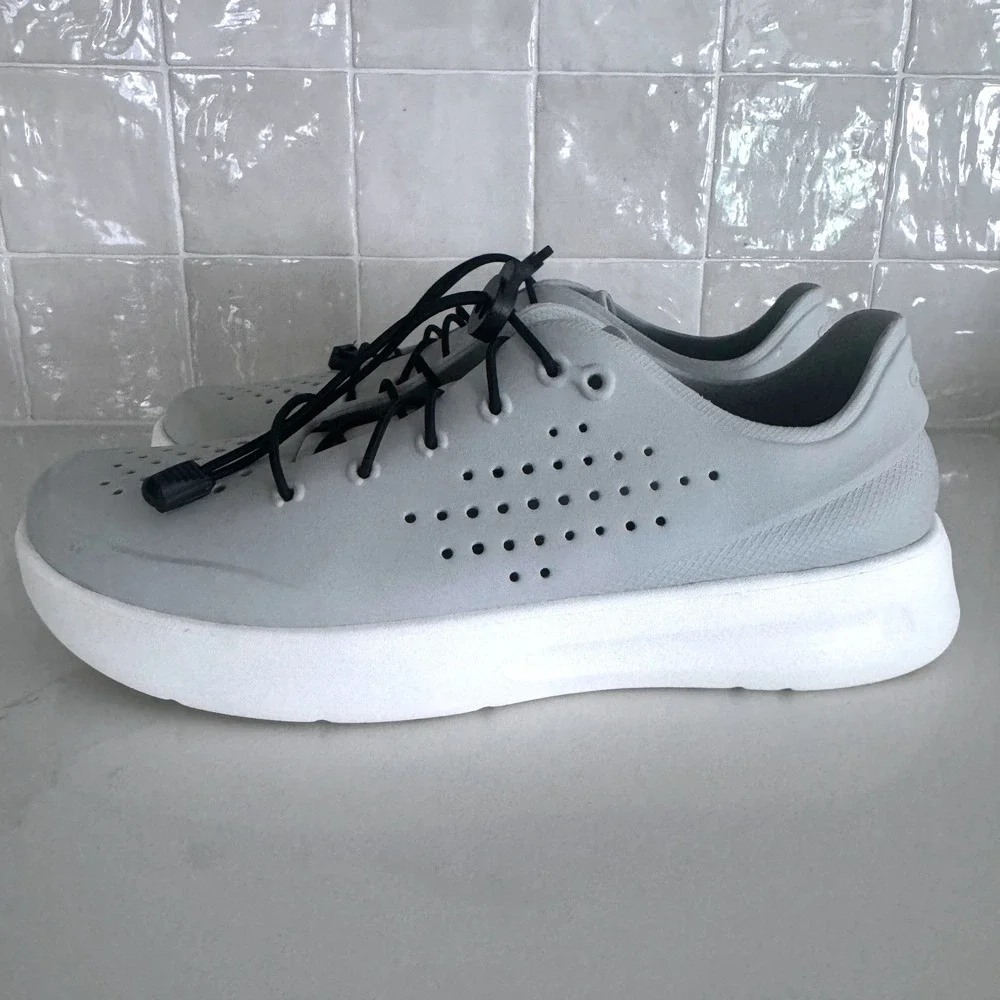 Crocs LiteRide InMotion Pacer Sneaker Men 10 Grey Bungee Lace Breathable Comfort
